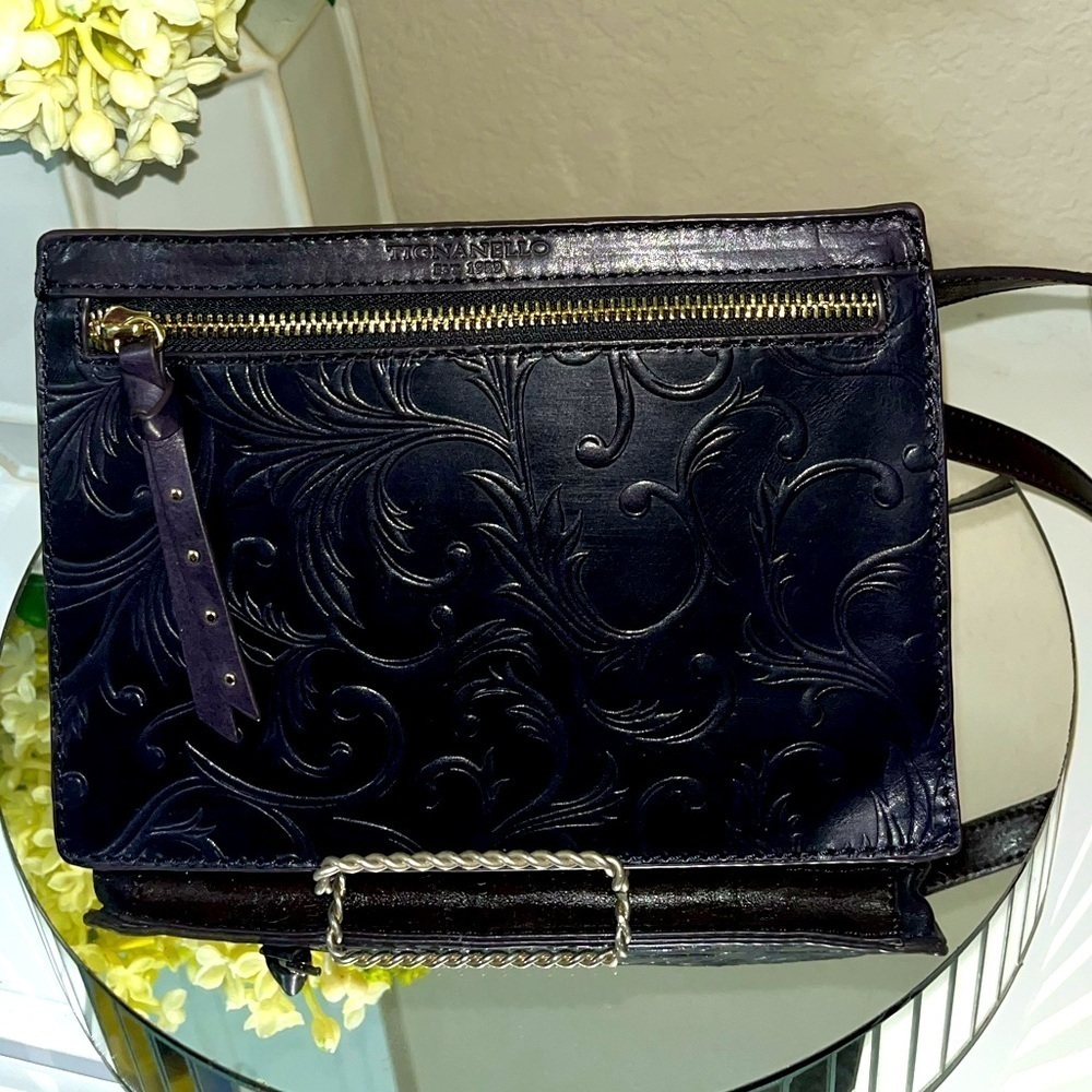 Tignanello Mojave Belt Bag, Dark Eggplant Purple *** RFID-Protected ***, NWOT - Picture 12 of 13